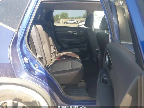 JN8AT2MV4KW372507 2019 NISSAN ROGUE - Image 8