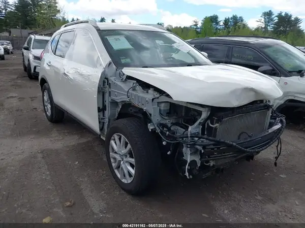 JN8AT2MV4KW372524 2019 NISSAN ROGUE - Image 1