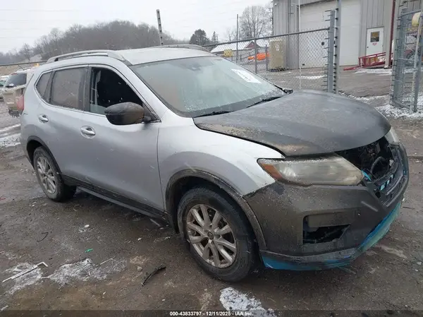 JN8AT2MV4KW377089 2019 NISSAN ROGUE - Image 1