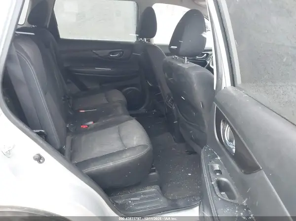 JN8AT2MV4KW377089 2019 NISSAN ROGUE - Image 8