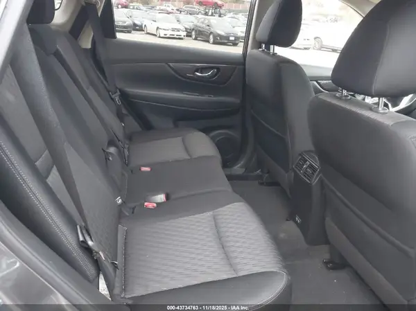 JN8AT2MV4KW377254 2019 NISSAN ROGUE - Image 8