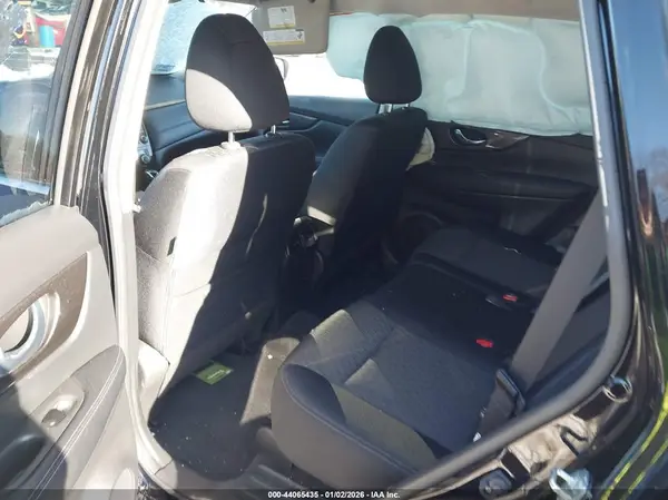 JN8AT2MV4KW378162 2019 NISSAN ROGUE - Image 8