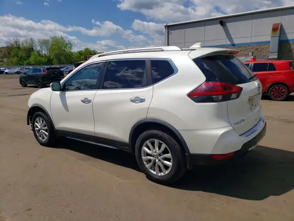 JN8AT2MV4KW378243 2019 NISSAN ROGUE - Image 2