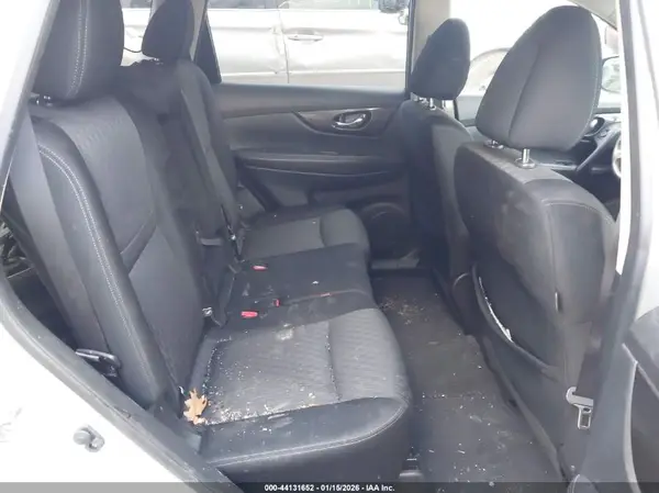 JN8AT2MV4KW380526 2019 NISSAN ROGUE - Image 8