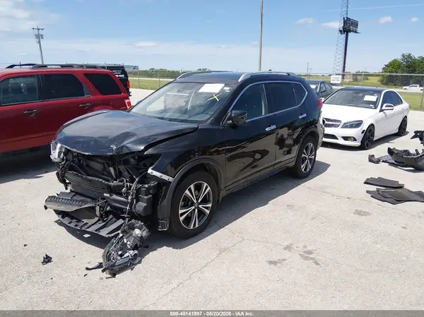 JN8AT2MV4KW381689 2019 NISSAN ROGUE - Image 2