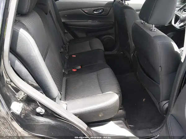 JN8AT2MV4KW381689 2019 NISSAN ROGUE - Image 8