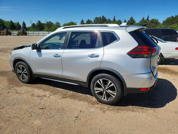 JN8AT2MV4KW384558 2019 NISSAN ROGUE - Image 2