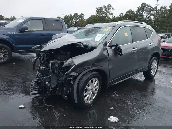JN8AT2MV4KW385130 2019 NISSAN ROGUE - Image 2