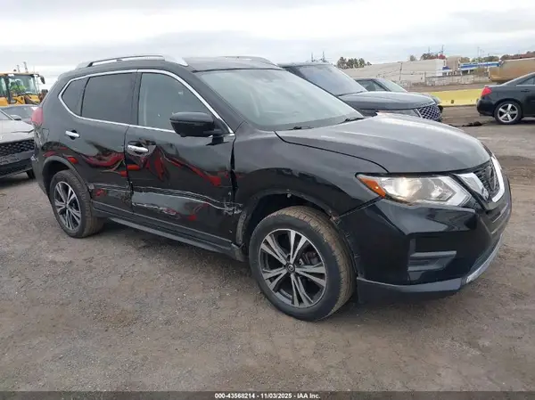 JN8AT2MV4KW385824 2019 NISSAN ROGUE - Image 1