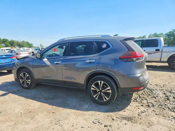 JN8AT2MV4KW388254 2019 NISSAN ROGUE - Image 2