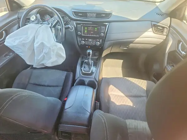 JN8AT2MV4KW388254 2019 NISSAN ROGUE - Image 8