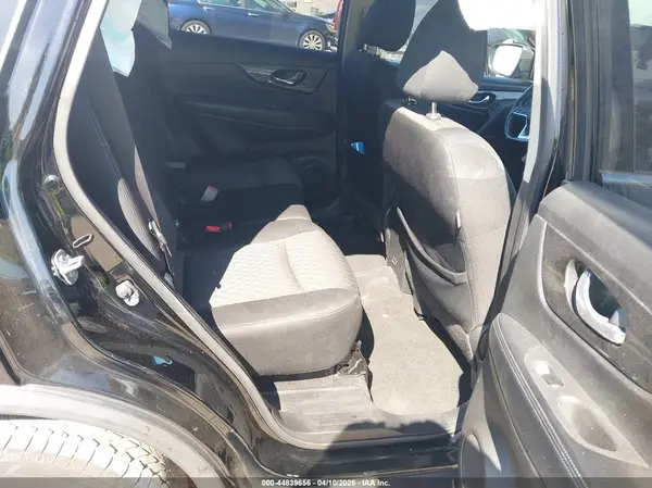JN8AT2MV4KW391218 2019 NISSAN ROGUE - Image 8