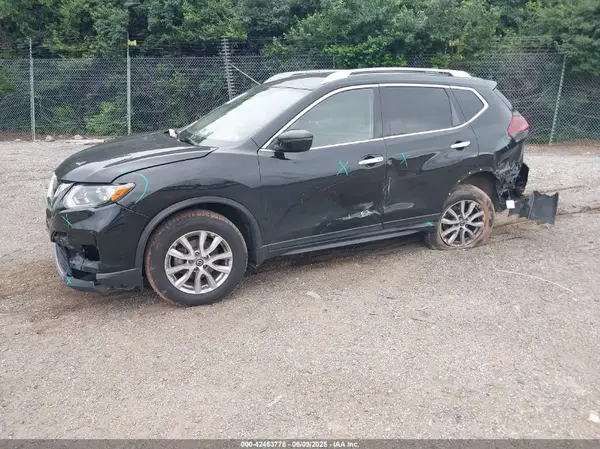 JN8AT2MV4KW392935 2019 NISSAN ROGUE - Image 2