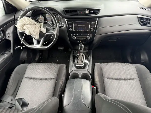 JN8AT2MV4KW395026 2019 NISSAN ROGUE - Image 8
