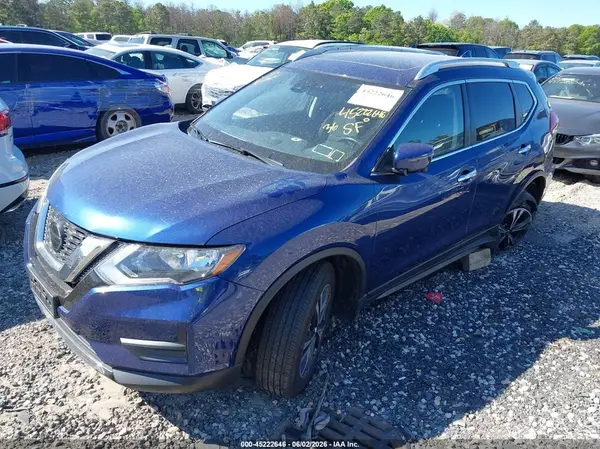 JN8AT2MV4KW395849 2019 NISSAN ROGUE - Image 2