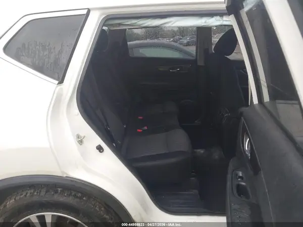 JN8AT2MV4KW398699 2019 NISSAN ROGUE - Image 8