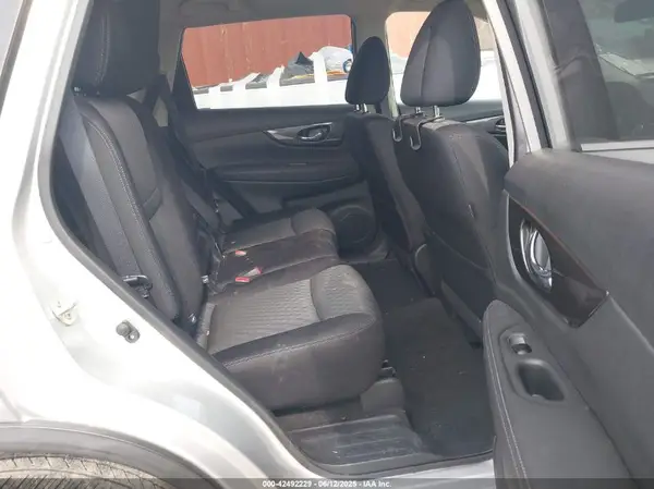 JN8AT2MV4KW399576 2019 NISSAN ROGUE - Image 8