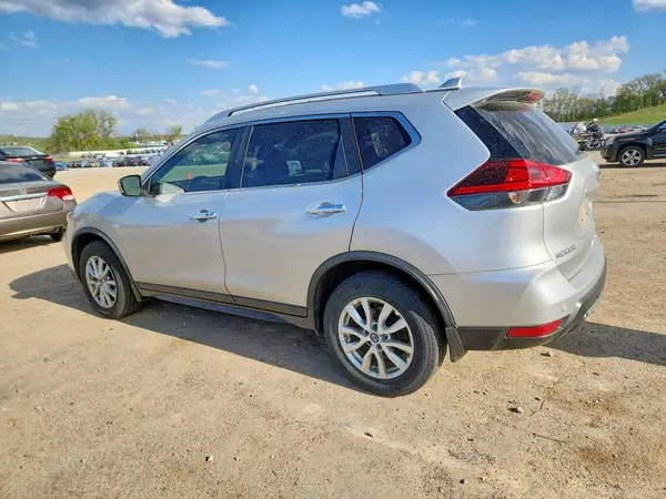 JN8AT2MV4KW400760 2019 NISSAN ROGUE - Image 2