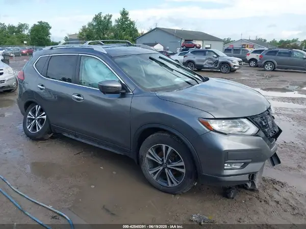 JN8AT2MV4LW102226 2020 NISSAN ROGUE - Image 1