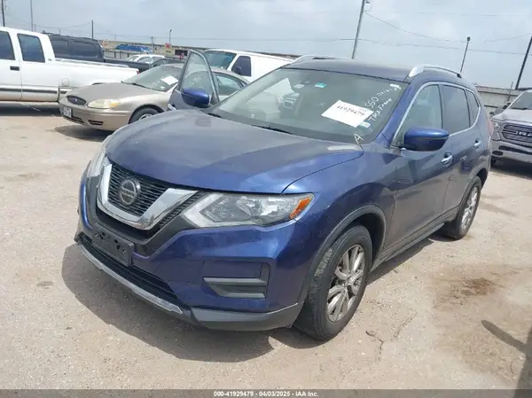 JN8AT2MV4LW109550 2020 NISSAN ROGUE - Image 2