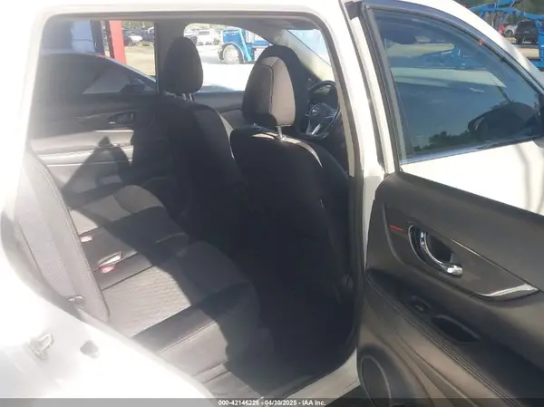 JN8AT2MV4LW112285 2020 NISSAN ROGUE - Image 8