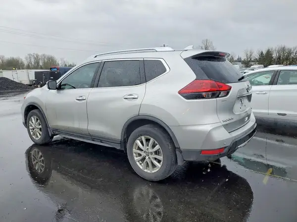 JN8AT2MV4LW112531 2020 NISSAN ROGUE - Image 2
