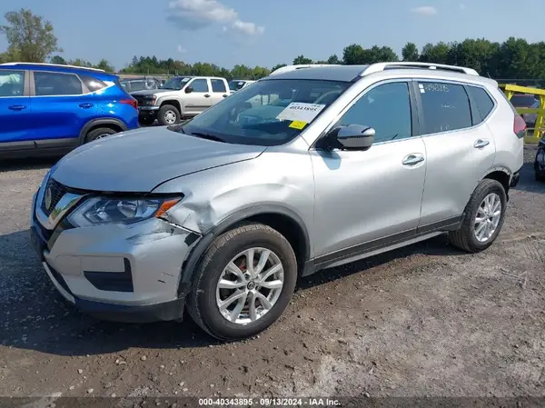 JN8AT2MV4LW112853 2020 NISSAN ROGUE - Image 2