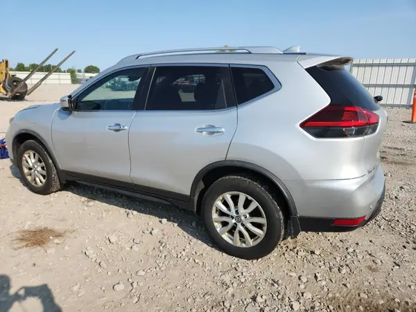 JN8AT2MV4LW113744 2020 NISSAN ROGUE - Image 2