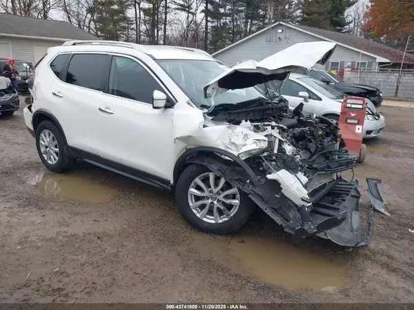 JN8AT2MV4LW113985 2020 NISSAN ROGUE - Image 1