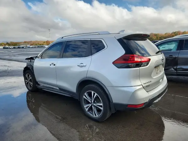 JN8AT2MV4LW116434 2020 NISSAN ROGUE - Image 2