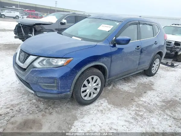 JN8AT2MV4LW123495 2020 NISSAN ROGUE - Image 2