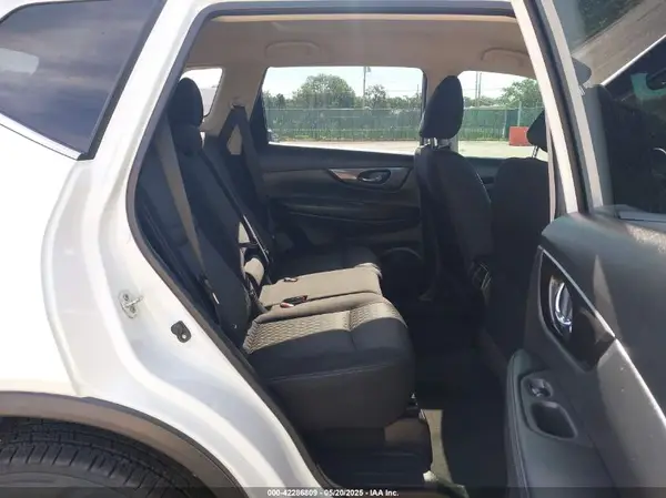 JN8AT2MV4LW132438 2020 NISSAN ROGUE - Image 8
