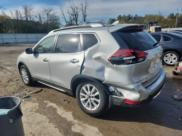 JN8AT2MV4LW134612 2020 NISSAN ROGUE - Image 2