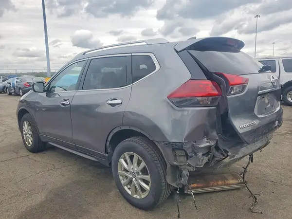 JN8AT2MV4LW139244 2020 NISSAN ROGUE - Image 2
