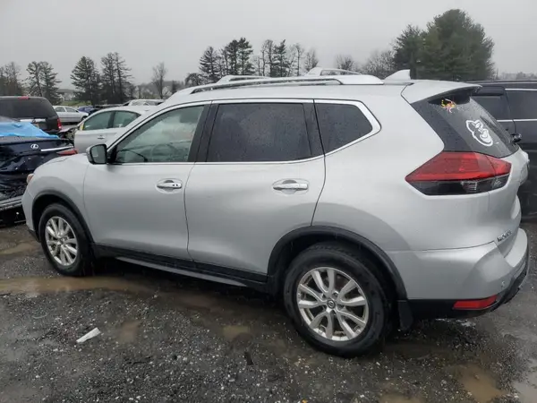 JN8AT2MV4LW140099 2020 NISSAN ROGUE - Image 2
