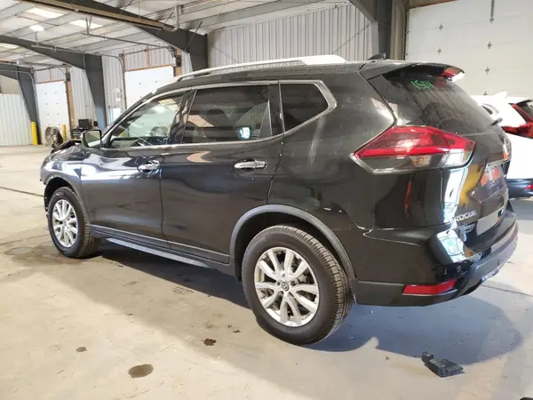 JN8AT2MV4LW142158 2020 NISSAN ROGUE - Image 2