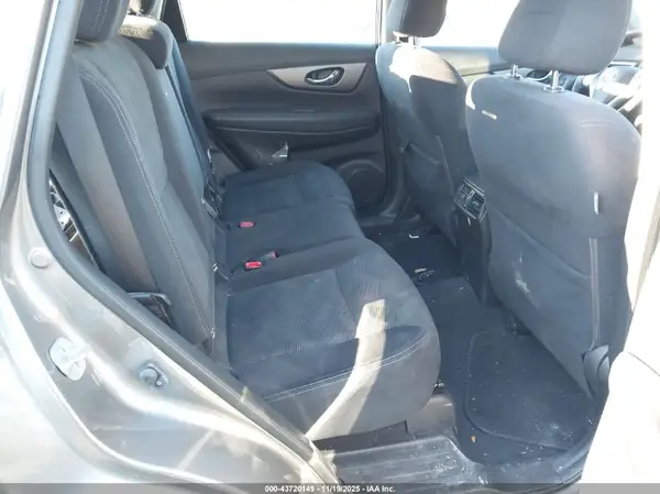 JN8AT2MV5GW133636 2016 NISSAN ROGUE - Image 8