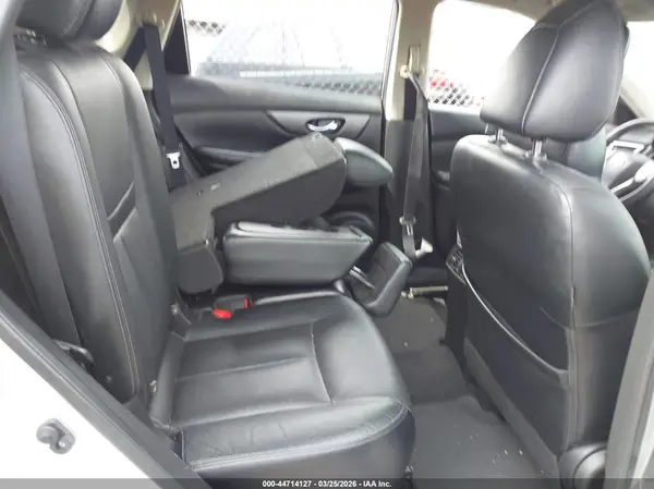 JN8AT2MV5GW142997 2016 NISSAN ROGUE - Image 8