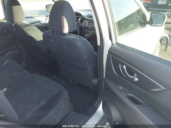 JN8AT2MV5GW143387 2016 NISSAN ROGUE - Image 8