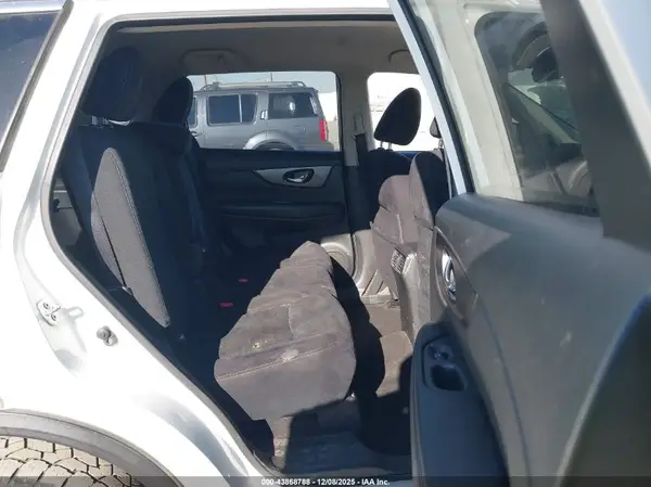 JN8AT2MV5GW150243 2016 NISSAN ROGUE - Image 8
