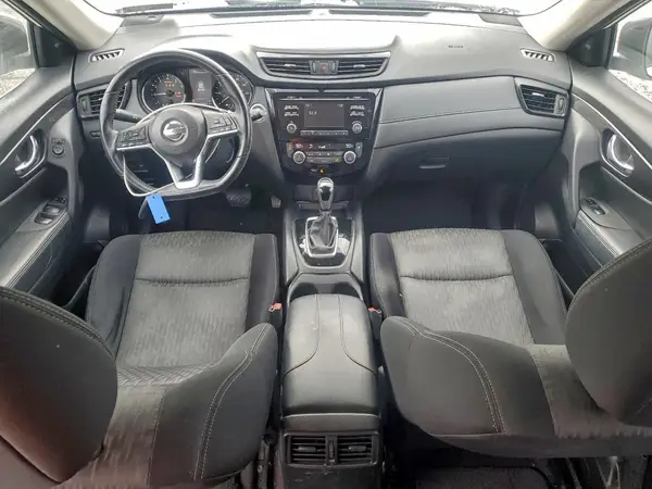 JN8AT2MV5HW002613 2017 NISSAN ROGUE - Image 8