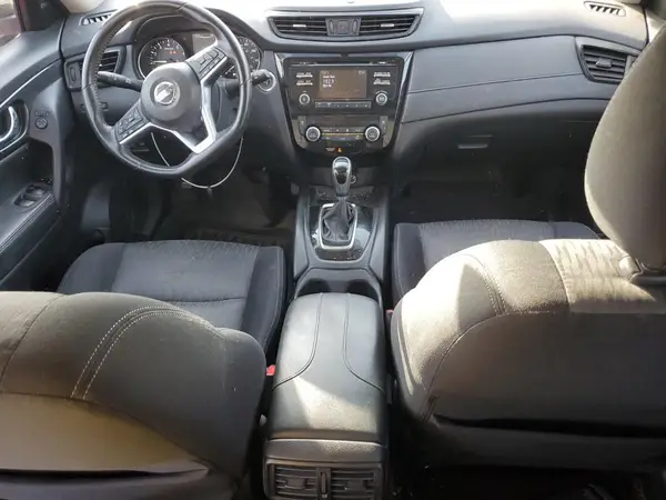 JN8AT2MV5HW002661 2017 NISSAN ROGUE - Image 8