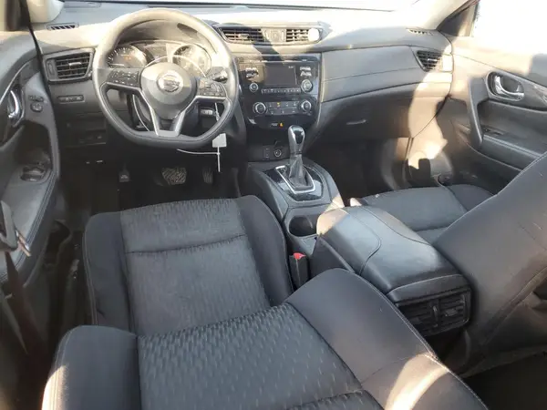 JN8AT2MV5HW005933 2017 NISSAN ROGUE - Image 8