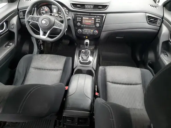 JN8AT2MV5HW009481 2017 NISSAN ROGUE - Image 8