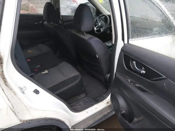 JN8AT2MV5HW009593 2017 NISSAN ROGUE - Image 8