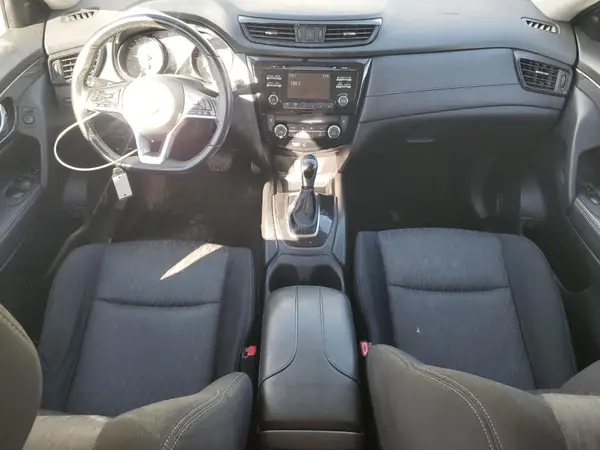 JN8AT2MV5HW013370 2017 NISSAN ROGUE - Image 8