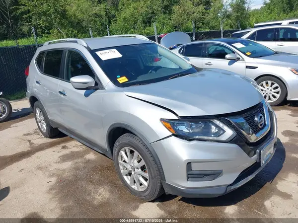 JN8AT2MV5HW016320 2017 NISSAN ROGUE - Image 1