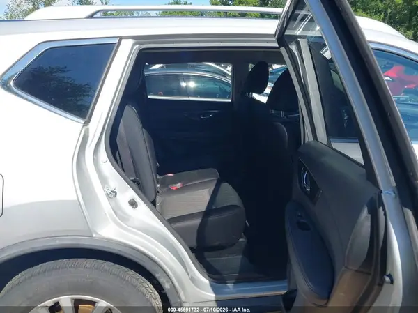 JN8AT2MV5HW016320 2017 NISSAN ROGUE - Image 8