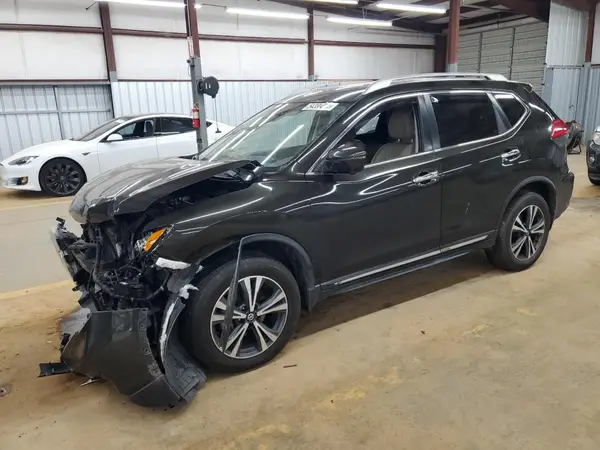 JN8AT2MV5HW019184 2017 NISSAN ROGUE - Image 1