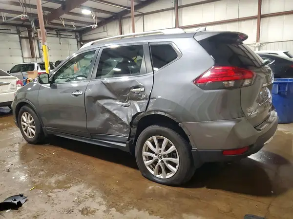 JN8AT2MV5HW020545 2017 NISSAN ROGUE - Image 2